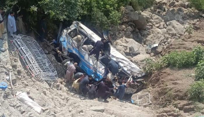1223639 9034107 Bus accident updates